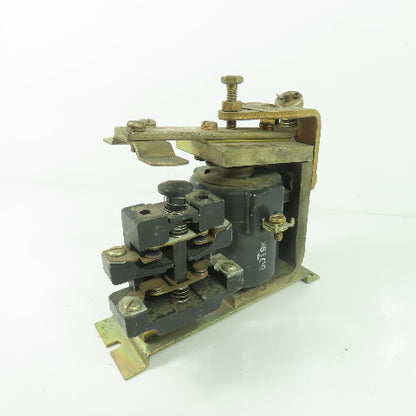 General Electric IC2820A100 BB Relay 600V Max 10A W/ 22D11G46A 67VDC Coil