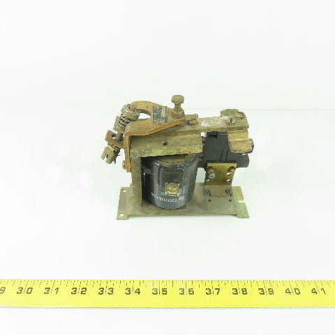 General Electric IC2820A100 BB Relay 600V Max 10A W/ 22D11G46A 67VDC Coil