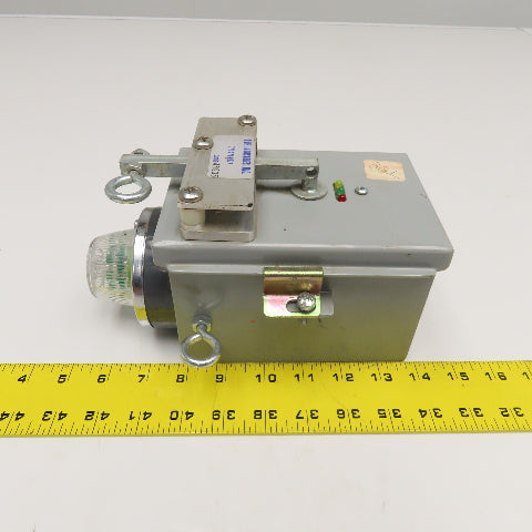 CMH Ind. Andon Pull Switch Spring Return 24V GREEN LED Indicator Right Hand Pull