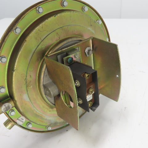 Dwyer 1638-1 Diaphragm Pressure Switch 15A 125/480V