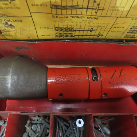Hilti DX 600 Powder Actuated Fastner Nail Gun W/ Accessories