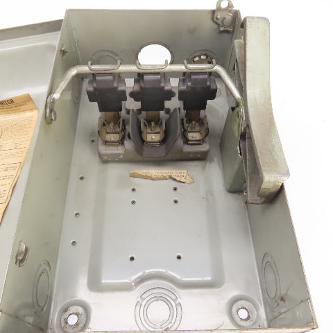 Gould F352 60A Heavy Duty 3-Pole Fusible Safety Disconnect Switch 600VAC 30HP