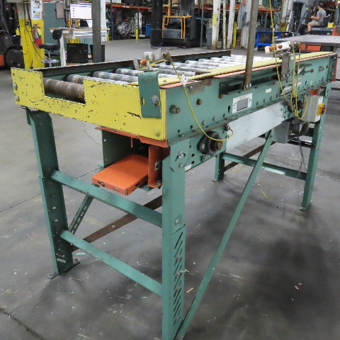 Roach 23-1/2" Bed Width Gravity Roller Conveyor 72" OAL