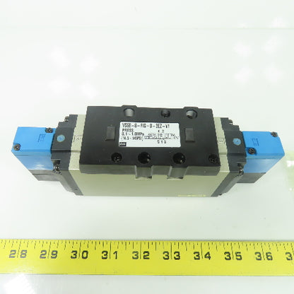 SMC VSS8-8-FIG-D-3EZ-V1 5/3 Position Float Center Pneumatic Valve 21-26VDC Coil