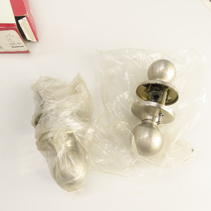 Kwikset 92001-095 Passage Door Knob Satin Nickel Lot/4 (Missing Parts)