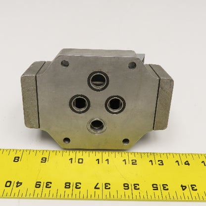 Condec Unimation R127A1 4 Port Valve