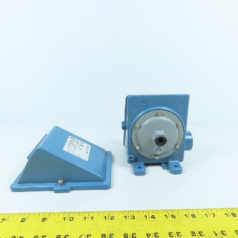 United Electric J400-451 95151 Pressure Switch 0-80" WC 225PSI