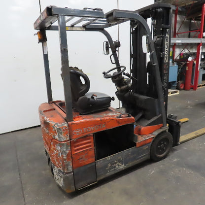 Toyota 7FBEU15 3000LB 48V 3-Wheel Electric Forklift 189" Lift 3-Stage Side Shift