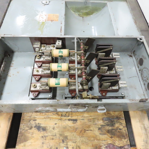 Square D H326N 600A Fusible Safety Disconnect Switch 240VAC 3-Pole