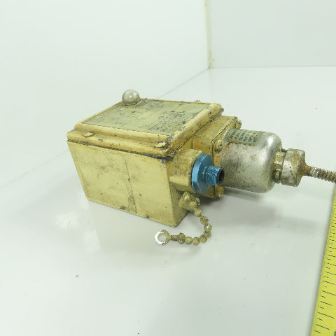 Square D GXW-2 Class 9025 Temperature Switch 85-145°F Range