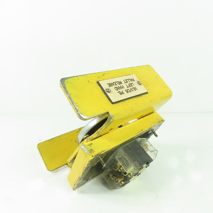 Allen Bradley 800P-F2CGB Ser E Palm Operated Pushbutton