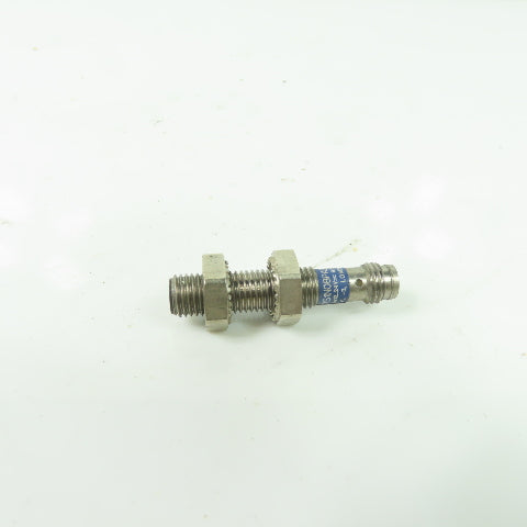 Telemecanique XS1N08PA340S Inductive Proximity Switch sensor 12-24V 200mA