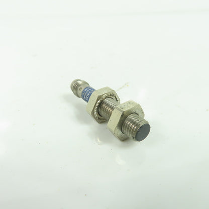 Telemecanique XS1N08PA340S Inductive Proximity Switch sensor 12-24V 200mA