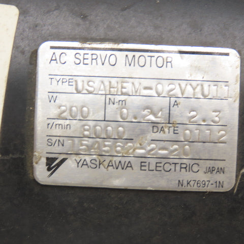 Yaskawa USAHEM-02VYU11 200W 8000RPM AC Servo Motor 0.24Nm 2.3A 14mm Shaft