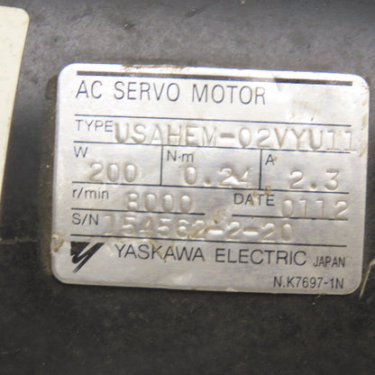 Yaskawa USAHEM-02VYU11 200W 8000RPM AC Servo Motor 0.24Nm 2.3A 14mm Shaft
