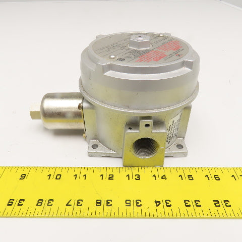 United Electric Controls Inc. 95715 152 480V 15A Pressure Switch 5-50PSI