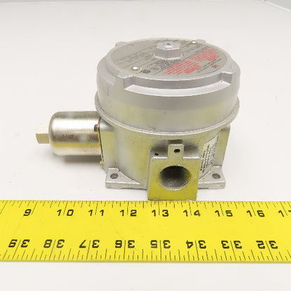 United Electric Controls Inc. 95715 152 480V 15A Pressure Switch 5-50PSI