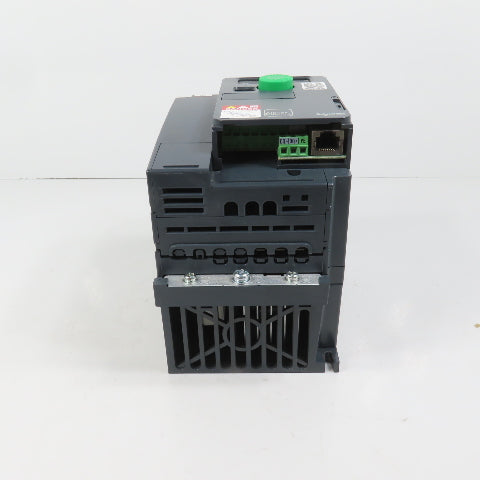 Schneider ATV320U07N4C Altivar 320 0.75kW / 1HP AC Drive VFD 380-480V 3PH 2.3A