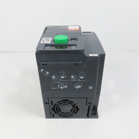 Schneider ATV320U07N4C Altivar 320 0.75kW / 1HP AC Drive VFD 380-480V 3PH 2.3A