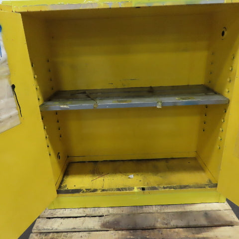 Justrite 25300 30 Gallon Flammable Liquid Storage Cabinet 1 Shelf 44" x 43" x18"