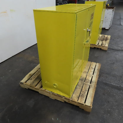 Protectoseal 30 Gallon Flammable Liquid Storage Cabinet 1 Shelf 44" x 43" x 18"