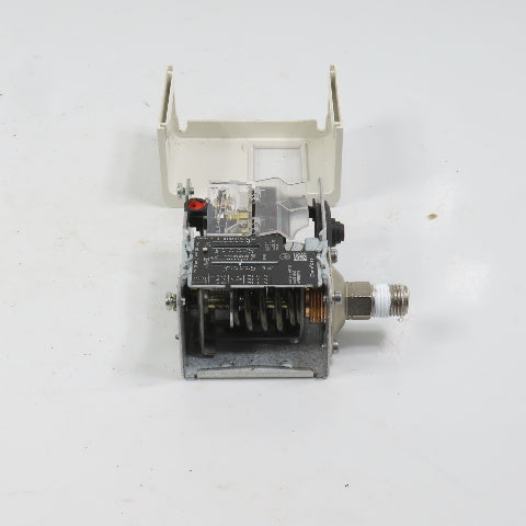 Danfoss 060-6012 KP35 Pressure Switch 0.2-7.5 Bar 1/4"