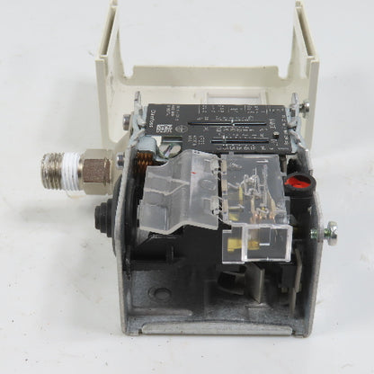 Danfoss 060-6012 KP35 Pressure Switch 0.2-7.5 Bar 1/4"