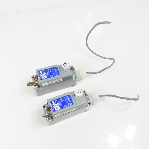 Square D AW38 Roller Head Plunger limit Switch 10A 600VAC (Stuck Heads) Lot/2