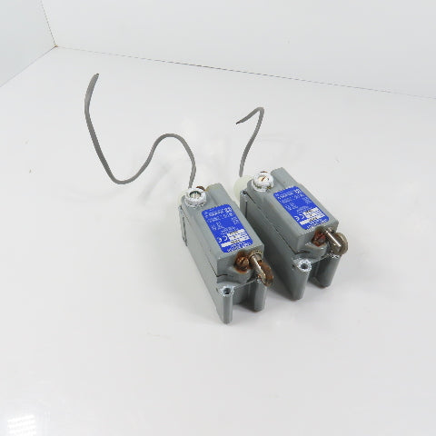 Square D AW38 Roller Head Plunger limit Switch 10A 600VAC (Stuck Heads) Lot/2
