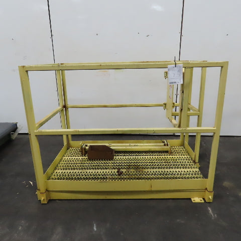 36" x 60" Scaffold Safety Cage Basket Platform W/ 42" Railing 18" Gate & 2 Posts