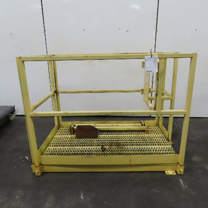 36" x 60" Scaffold Safety Cage Basket Platform W/ 42" Railing 18" Gate & 2 Posts