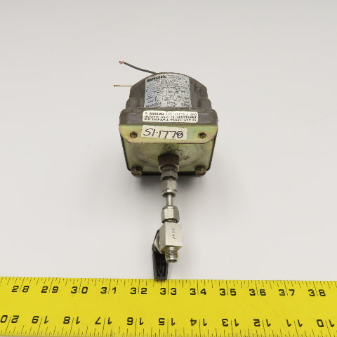 Barksdale D2T-A150SS Pressure Or Vacuum Actuated Switch 480V Max