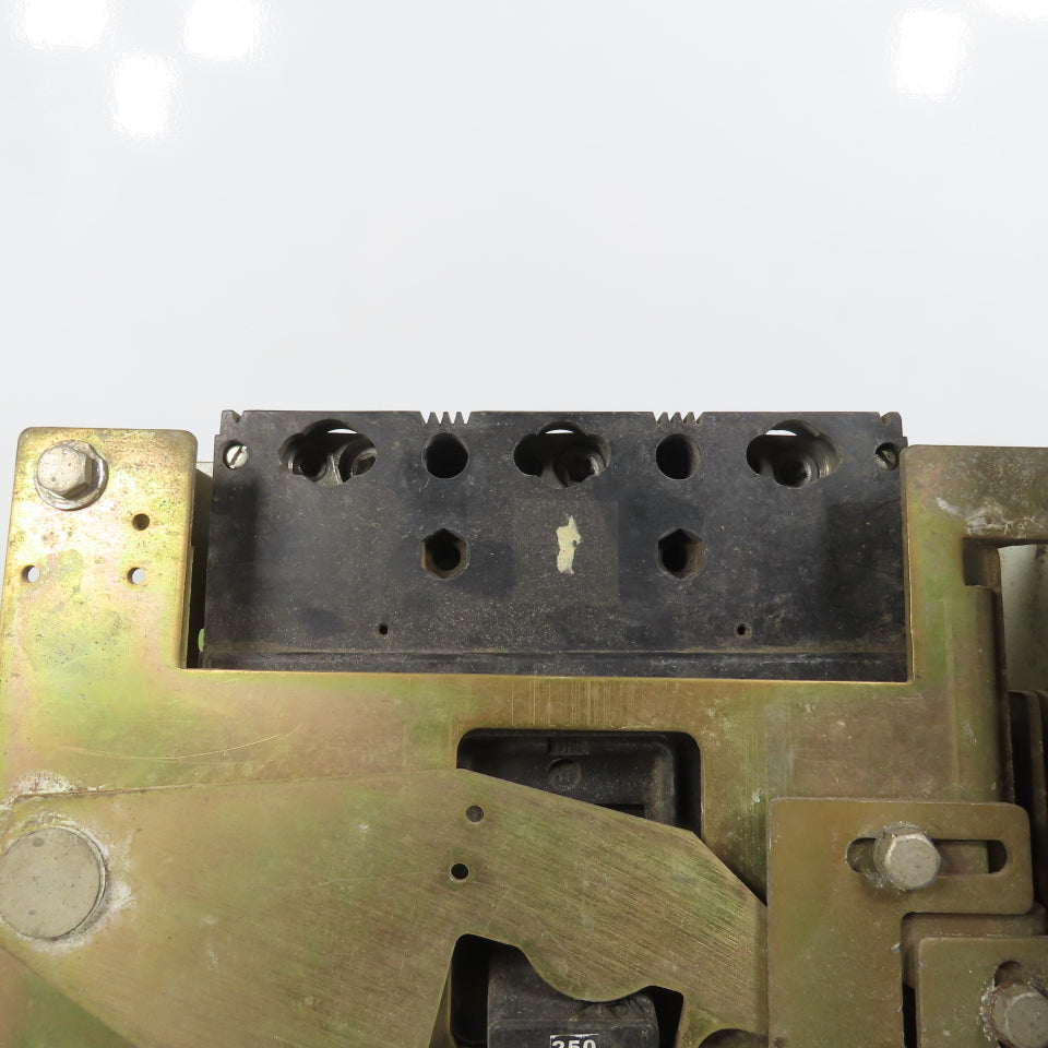 Allen Bradley 2146M-EBB Ser A 250A MCC Breaker Disconnect
