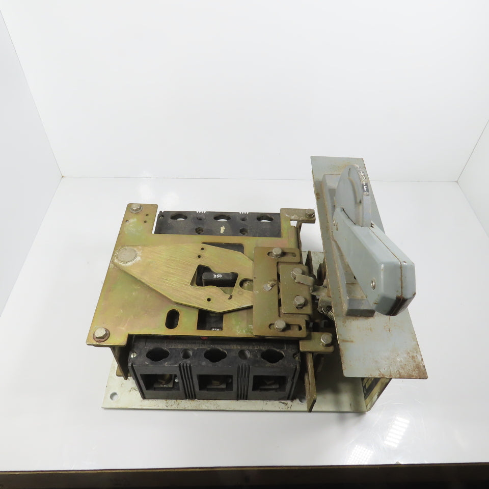Allen Bradley 2146M-EBB Ser A 250A MCC Breaker Disconnect