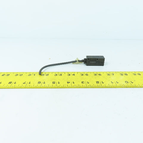 Omron E3S-2LB41 Photoelectric Sensor Switch 12-24VDC