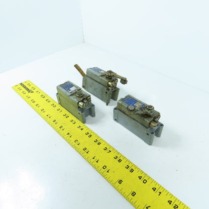 Square D AW12 Snap Action Spring Return Limit Switch 115-600VAC Lot Of 3