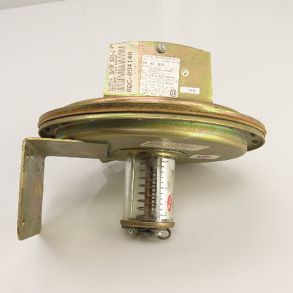 Dwyer 1638-1 Diaphragm Vertical Pressure Switch 10PSI Max 25PSI Surge 125/480VAC