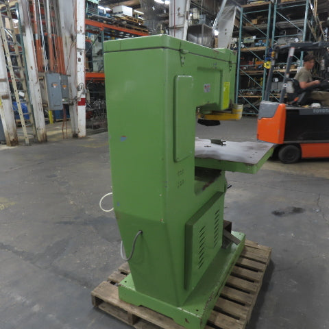 Onsrud W525 7.5HP Throat Over Arm Pin Horn Router 3Ph 460V 25-1/2" Throat