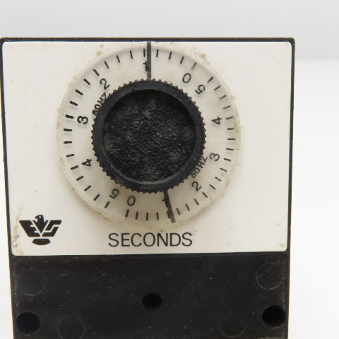 Eagle Signal BR11A601 Time Delay Relay 0-5s 120V 60Hz