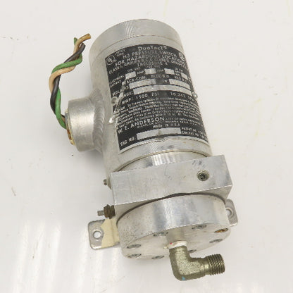 Dwyer A2SC H3 Pressure Switch Hazardous Location .5-15PSI 125/250VAC 30VDC