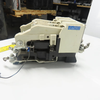 Westinghouse 2045A40G01 Size 5 300A Motor Control Contactor 600VAC 3Ph 120V Coil