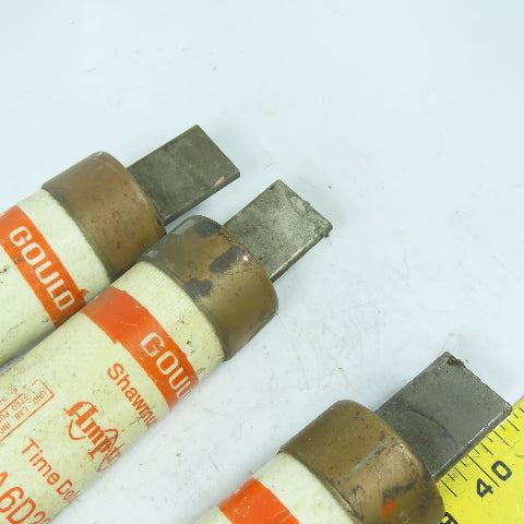 Gould Shawmut A6D200R Amptrap 200A Time Delay Fuse 600VAC Lot Of 3