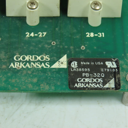 Gordos Arkansas PB-32Q LR38595 / E79183 I/O Module Rack W/ IDC5Q