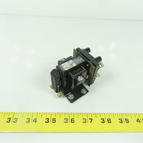 Allen Bradley 700-CL110A24 Ser B Control Relay 300VAC Max Nema A300 24V Coil