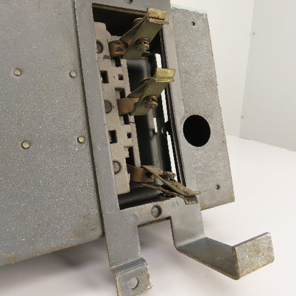 Federal Noark FP 233 30A Cover Operated Fusible Plug-In Bus Switch 3P 230VAC