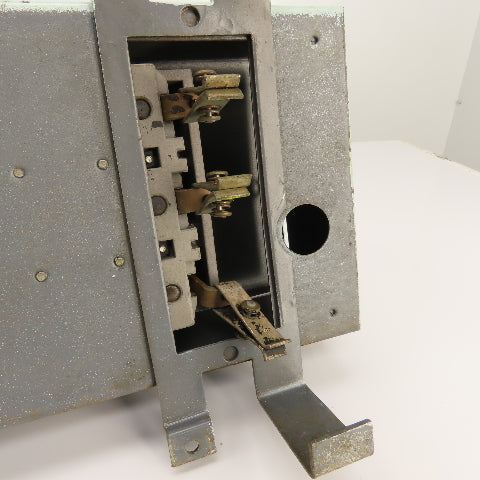 Federal Noark FP 233 30A Cover Operated Fusible Plug-In Bus Switch 3P 230VAC