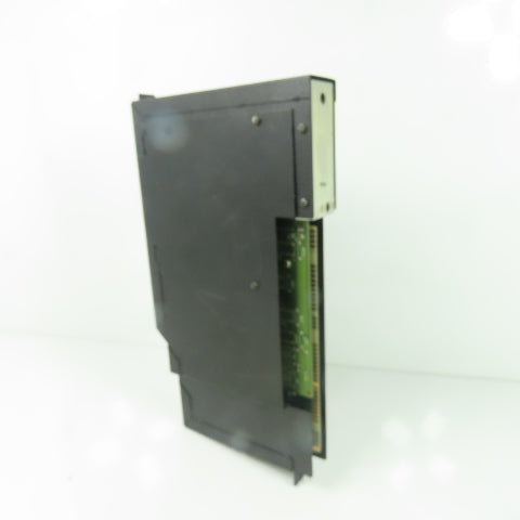 Square D SCP-323 Model 300 Sy/Max Processor Class 8020 Ser B