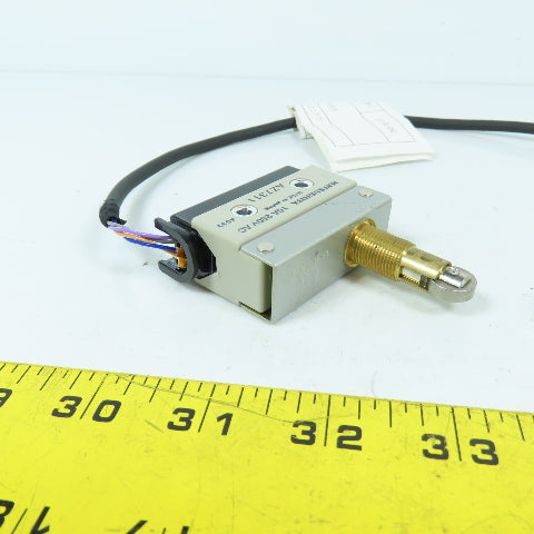 Fanuc Matsushita A05B-1031-D005 AZ7311 Roller Plunger Limit Switch W/ Cable&Plug