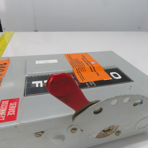 GE General Electric TG3221 30A 240V AC/DC Fusible Safety Disconnect Switch