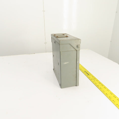 Cutler Hammer 100A Raintight Safetybreaker Loadcenter 120/240V 1PH 3W